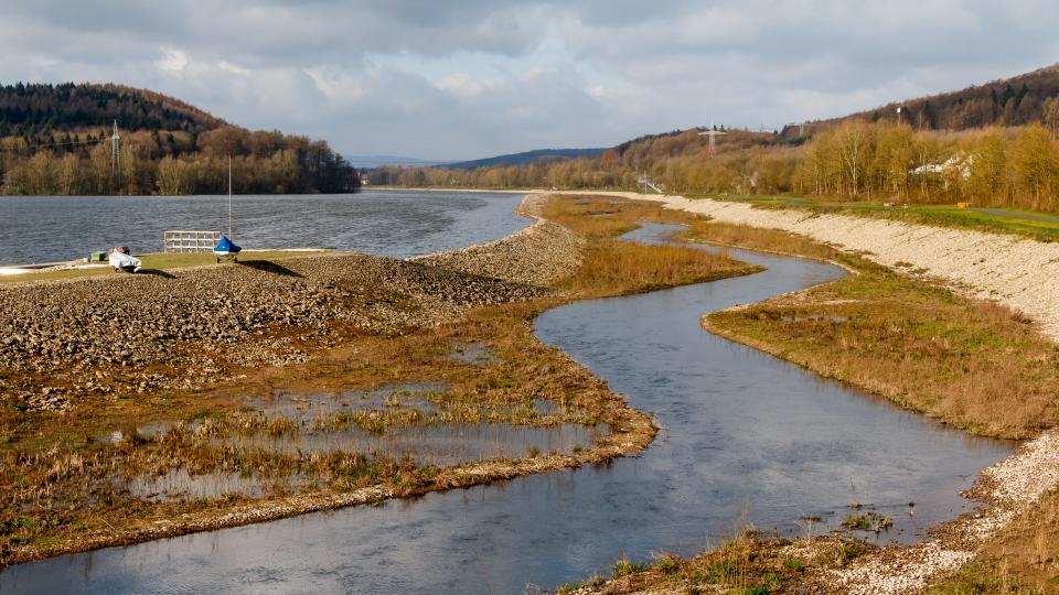 Bild zeigt den Emmerstausee