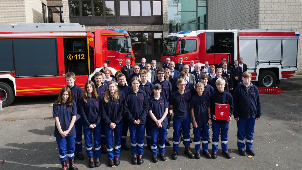 Feuerwehren Lemgo und Lage kooperieren mit Schulen