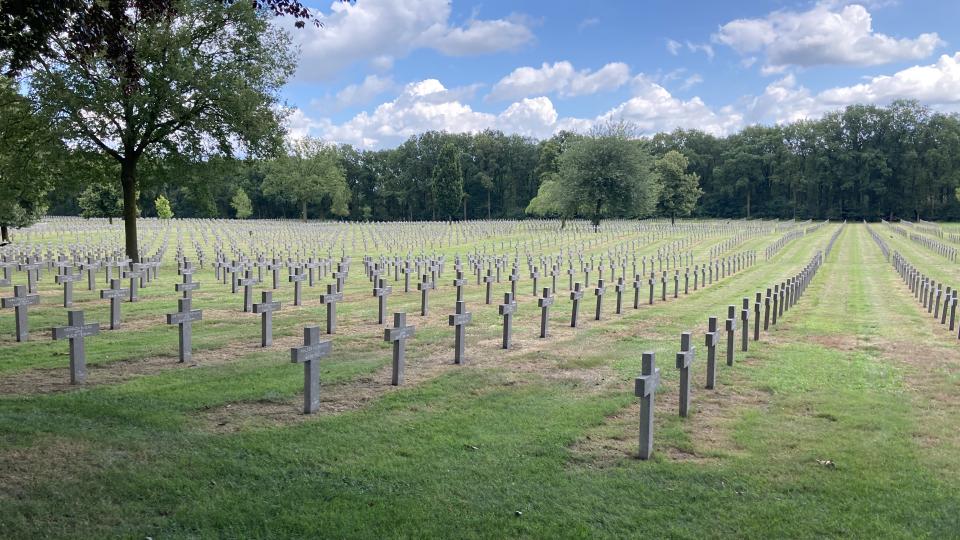 Die Kriegsgräberstätte Ysselsteyn