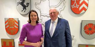 Regierungspräsidentin Anna Katharina Bölling und Gesundheitsminister Karl-Josef Laumann